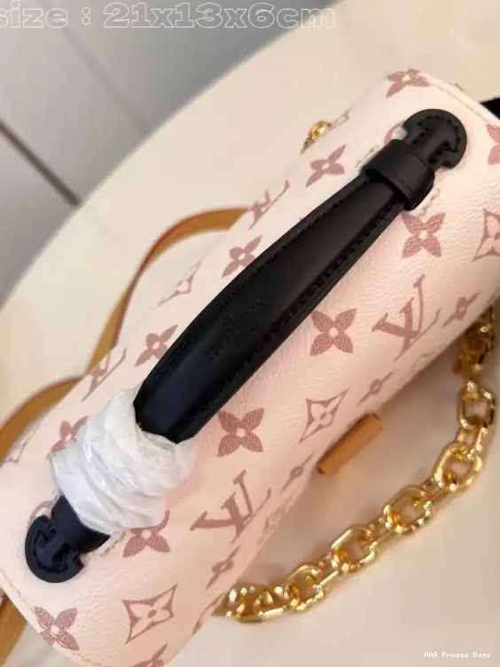 AAA Replica Ru VUITTON POCHETTE LOUIS WEST METIS EAST 0519